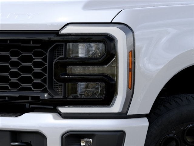 2027 Ford F-350SD Lariat