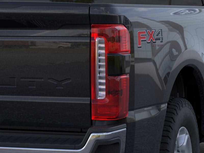 2026 Ford Super Duty F-350® XLT