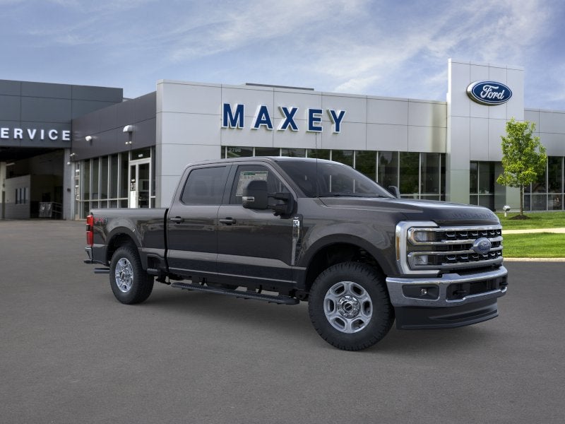 2026 Ford Super Duty F-350® XLT