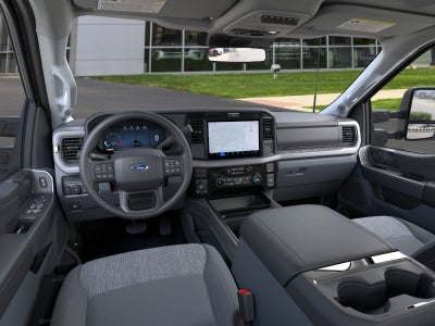2026 Ford Super Duty F-350® XLT
