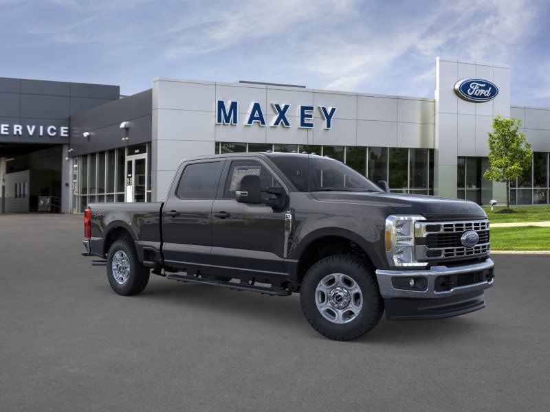 2026 Ford Super Duty F-350® XLT