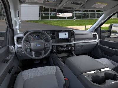 2026 Ford Super Duty F-350® XLT