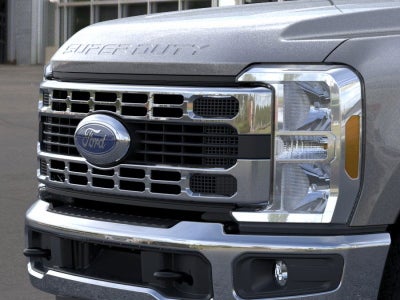 2026 Ford Super Duty F-350® XLT