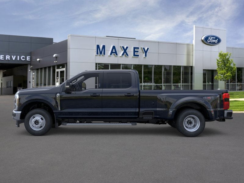 2026 Ford Super Duty F-350® XLT