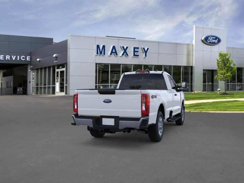 2026 Ford Super Duty F-350® XLT