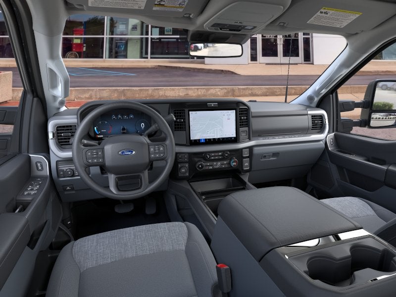 2026 Ford Super Duty F-350® XLT