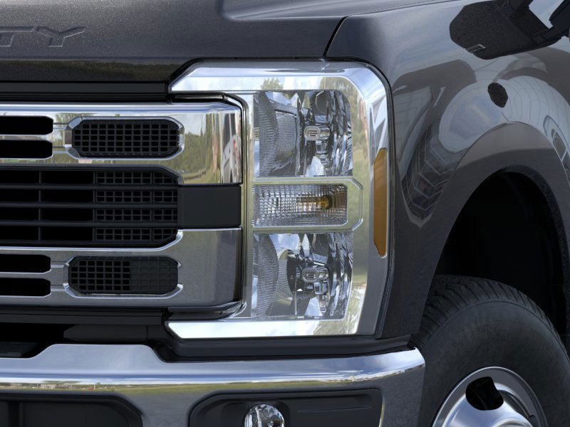 2026 Ford Super Duty F-350® XLT