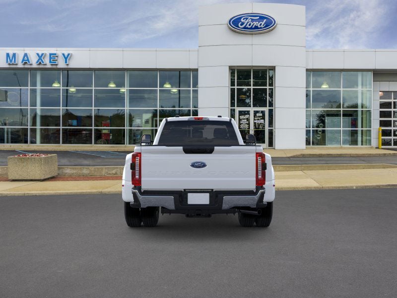 2026 Ford Super Duty F-350® XLT