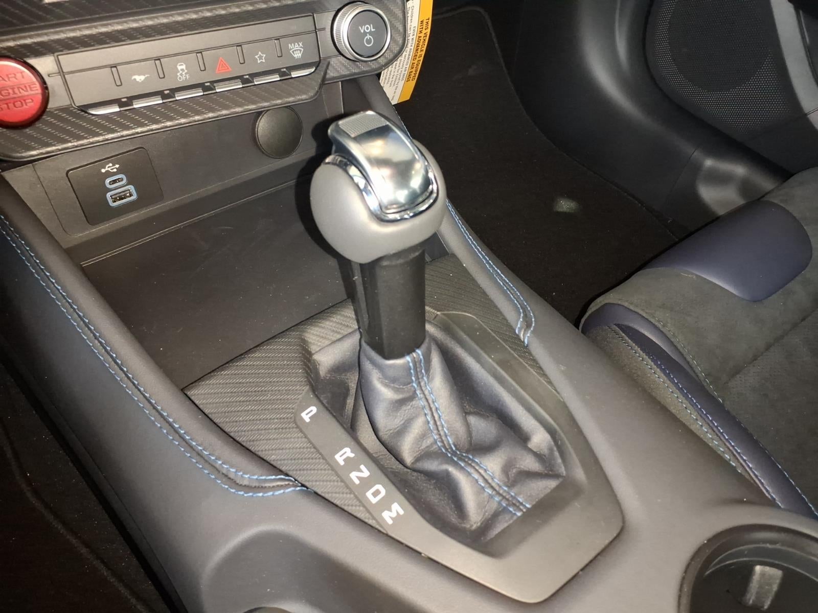 2025 Ford Mustang Dark Horse