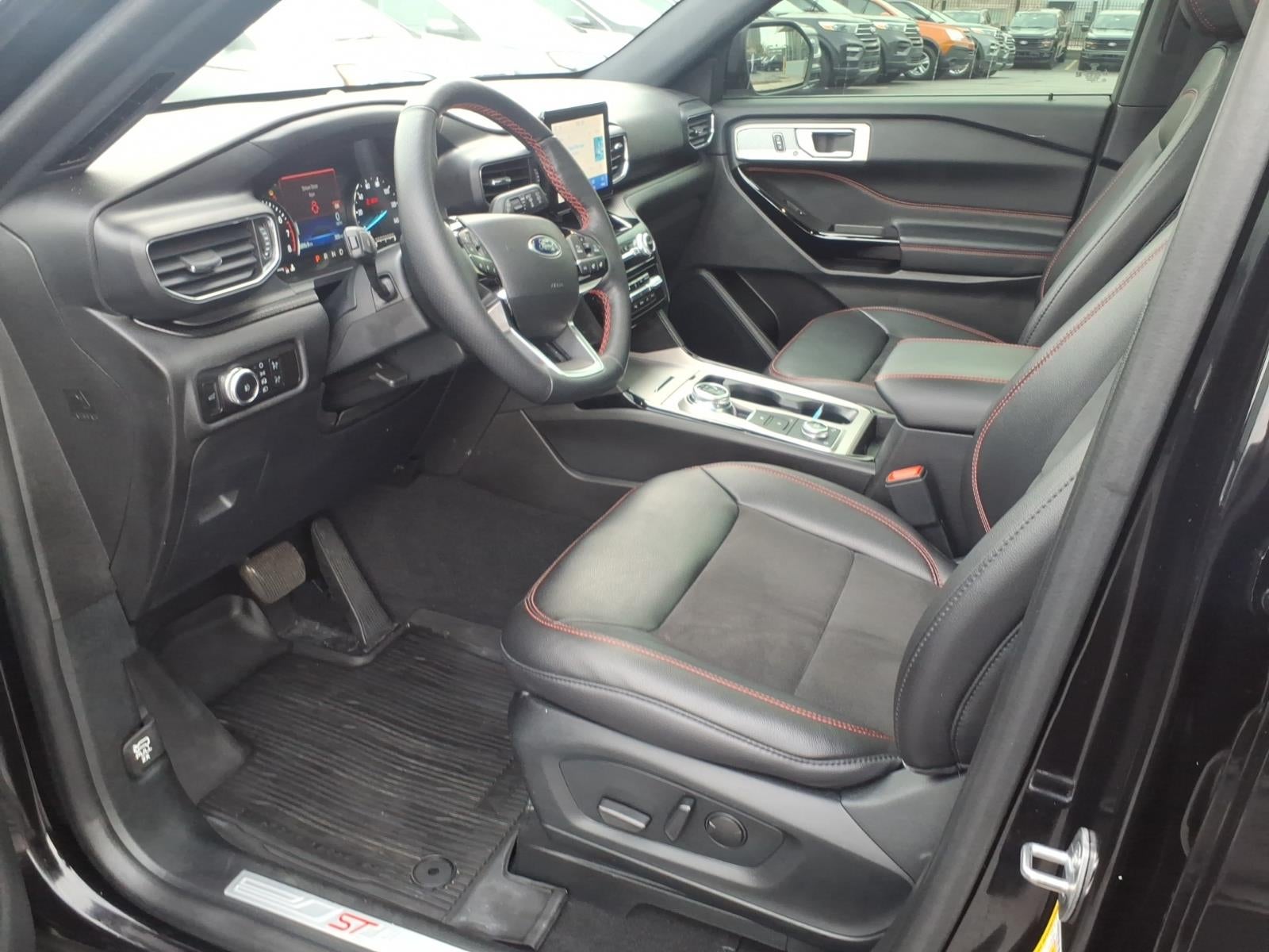 2023 Ford Explorer ST-Line