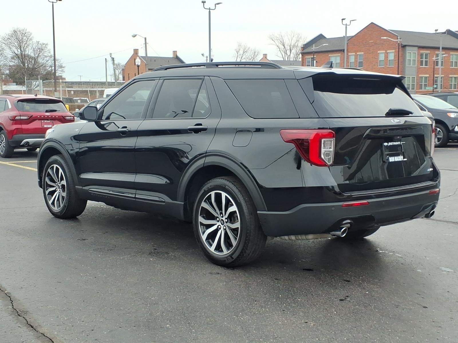 2023 Ford Explorer ST-Line