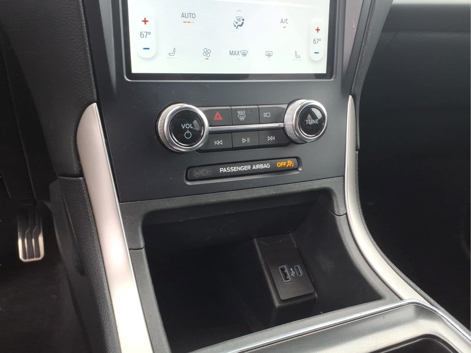 2023 Ford Edge ST Line
