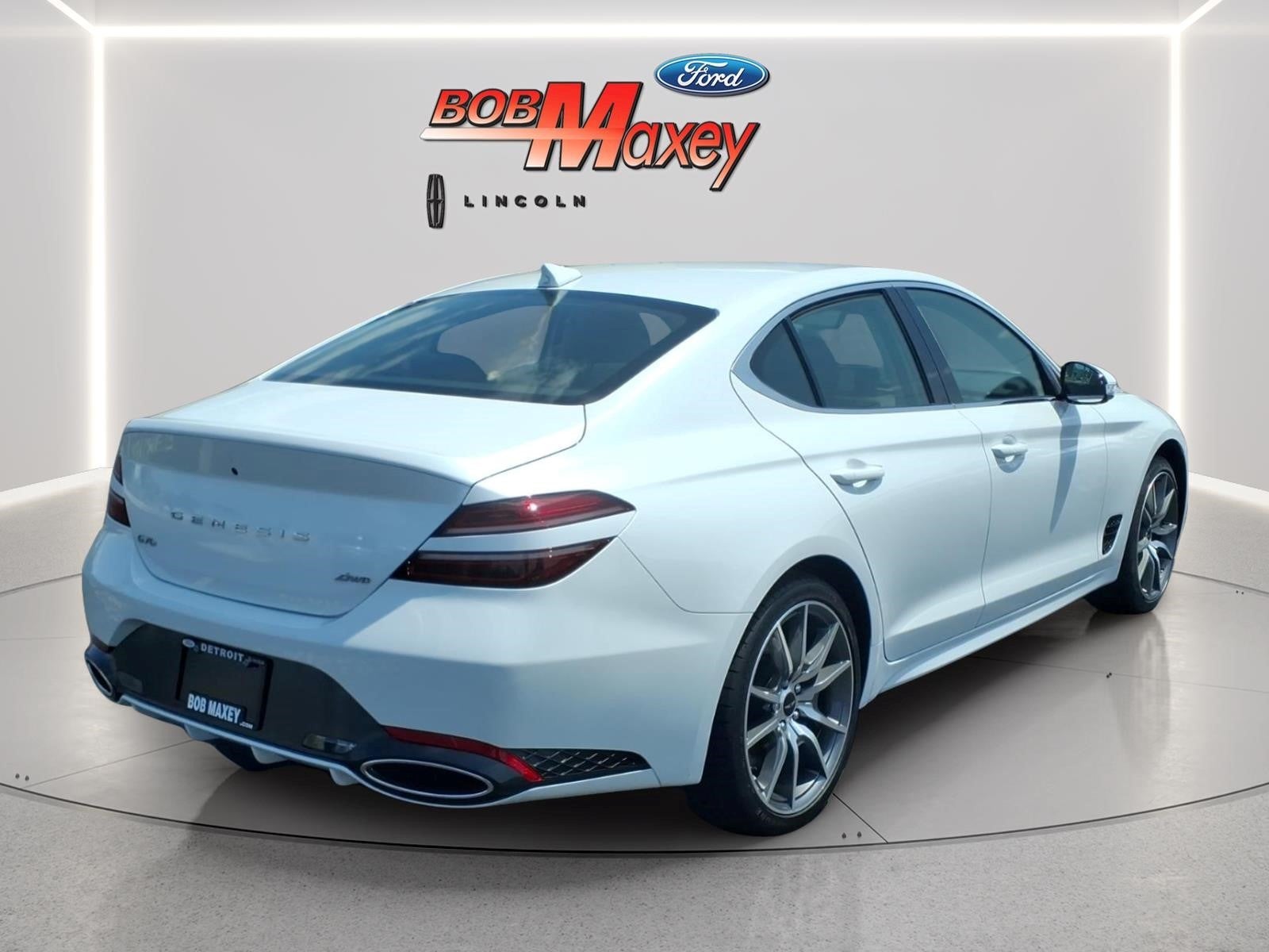 2025 Genesis G70 2.5T