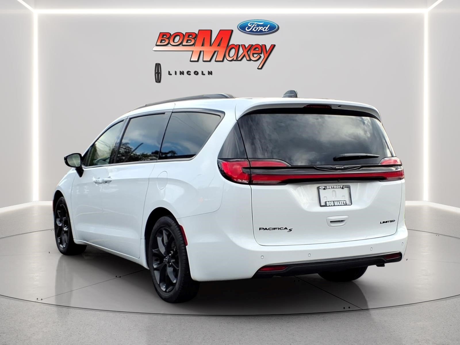 2025 Chrysler Pacifica Limited