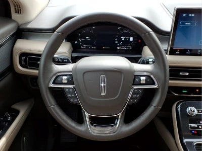 2023 Lincoln Nautilus Standard