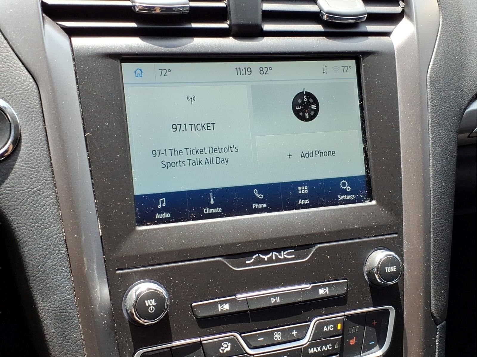 2020 Ford Fusion SE