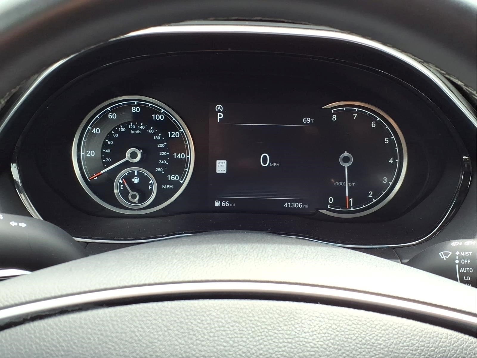 2025 Genesis GV70 2.5T
