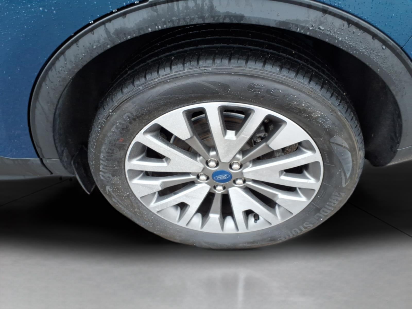 2020 Ford Escape Hybrid Titanium