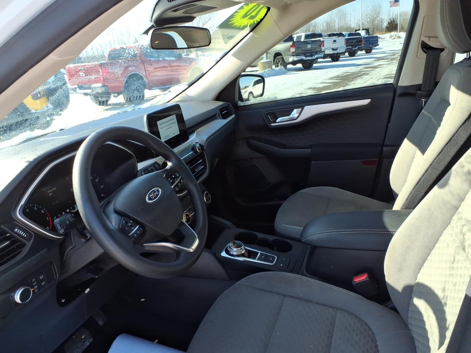 2020 Ford Escape SE