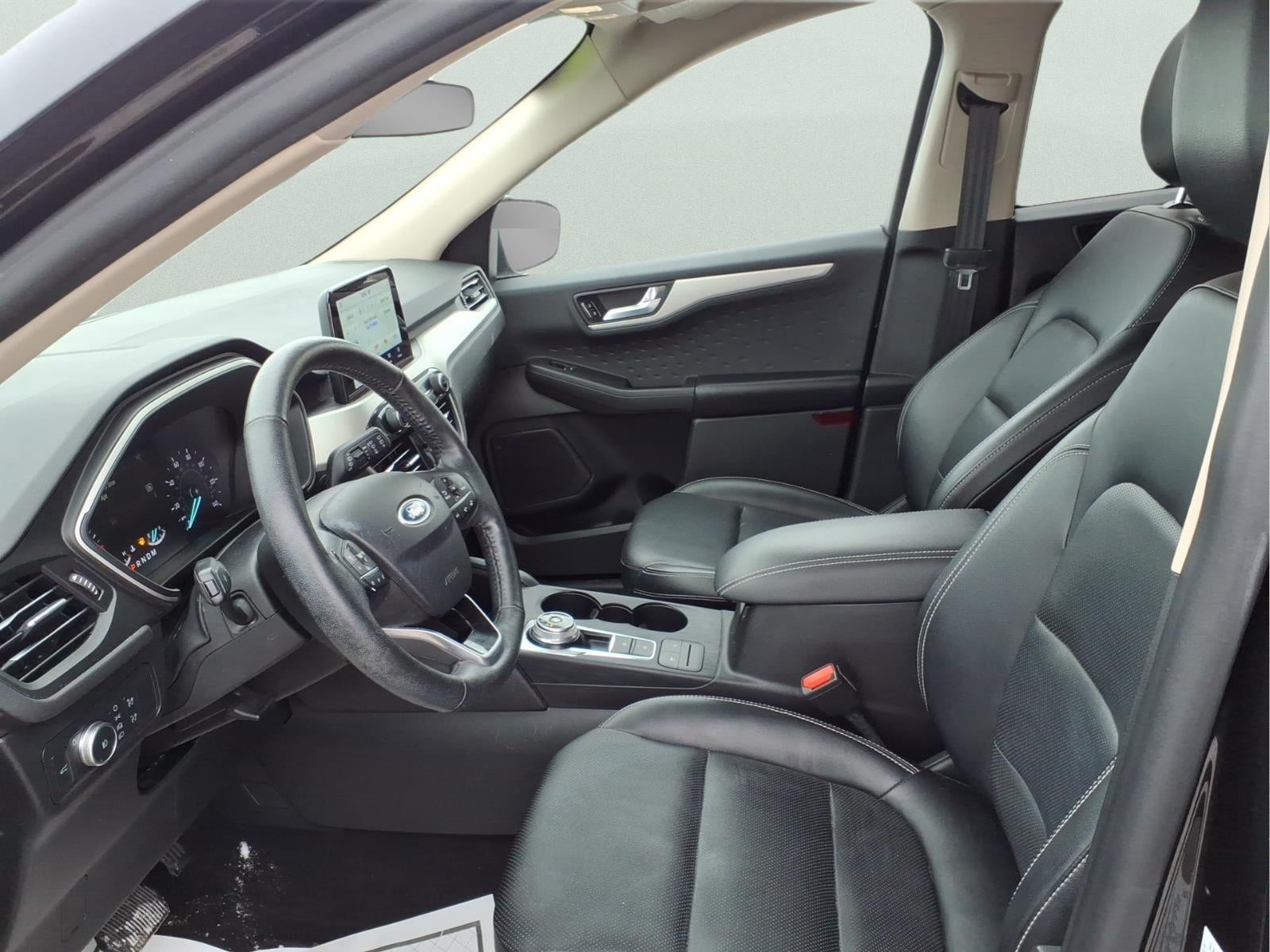 2020 Ford Escape SEL