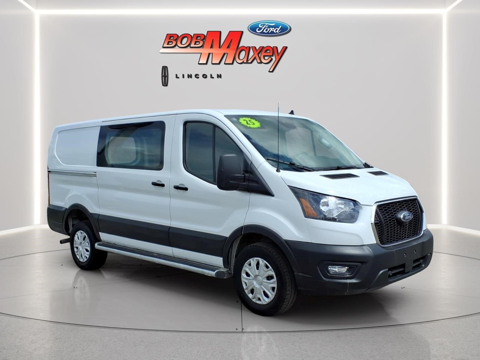 2025 Ford Transit Base