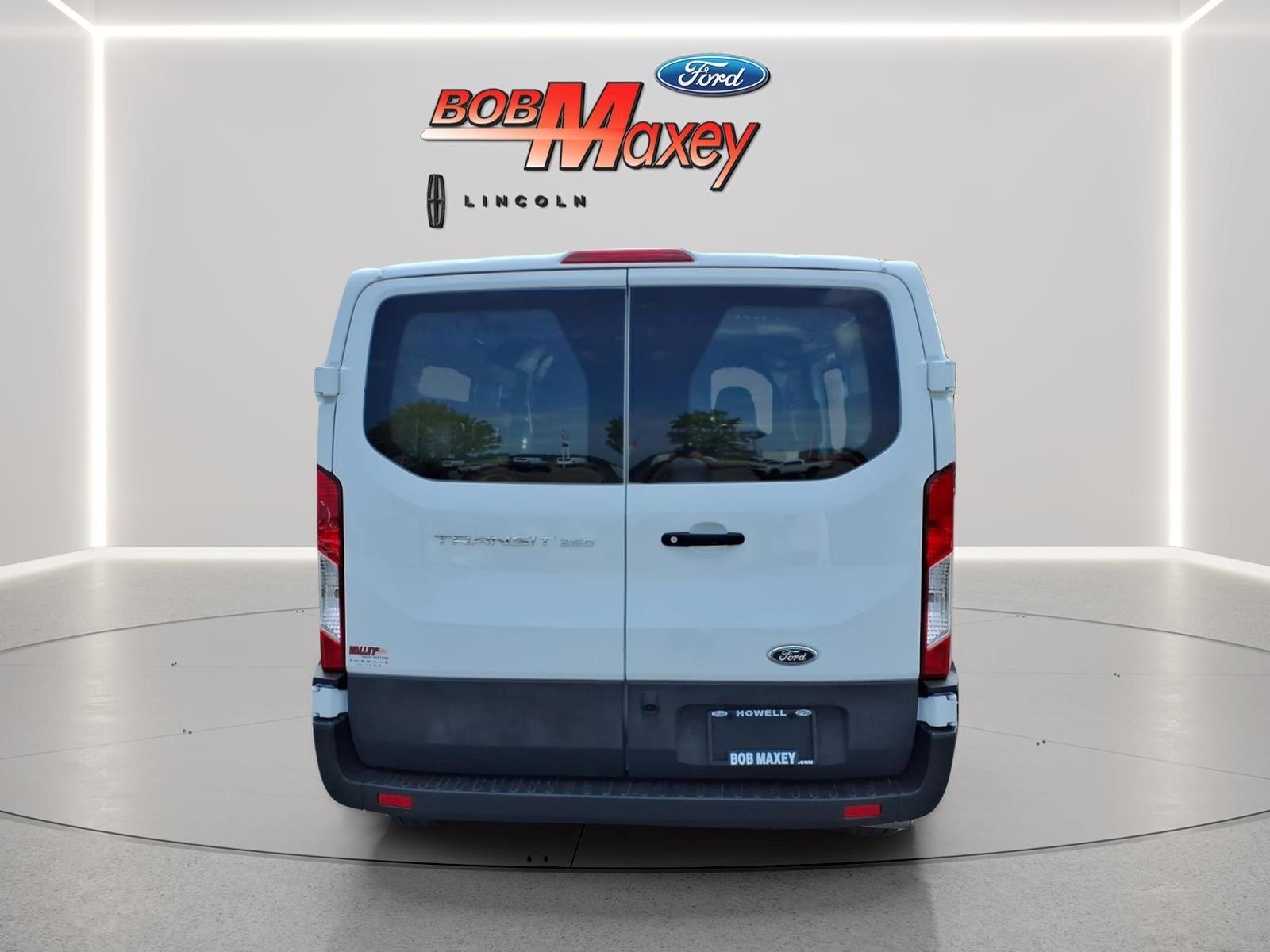 2025 Ford Transit Base