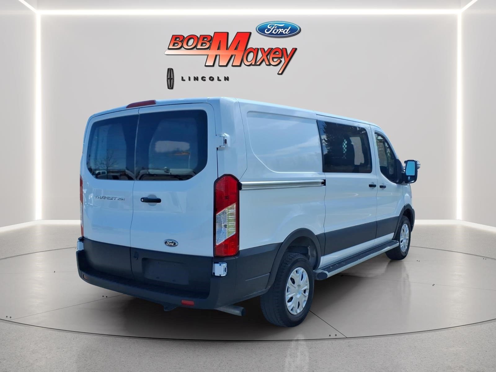 2024 Ford Transit Base