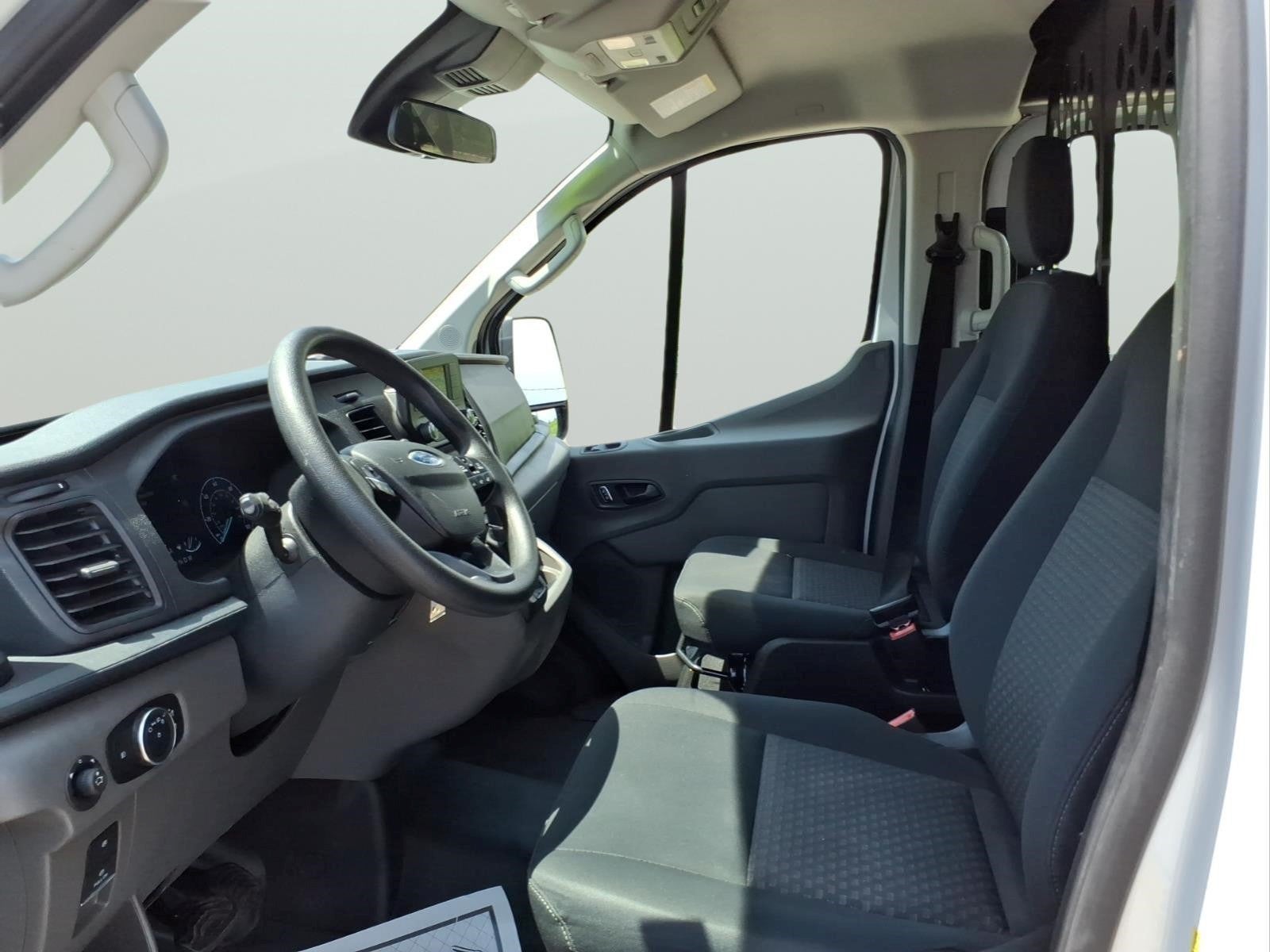 2025 Ford Transit Base