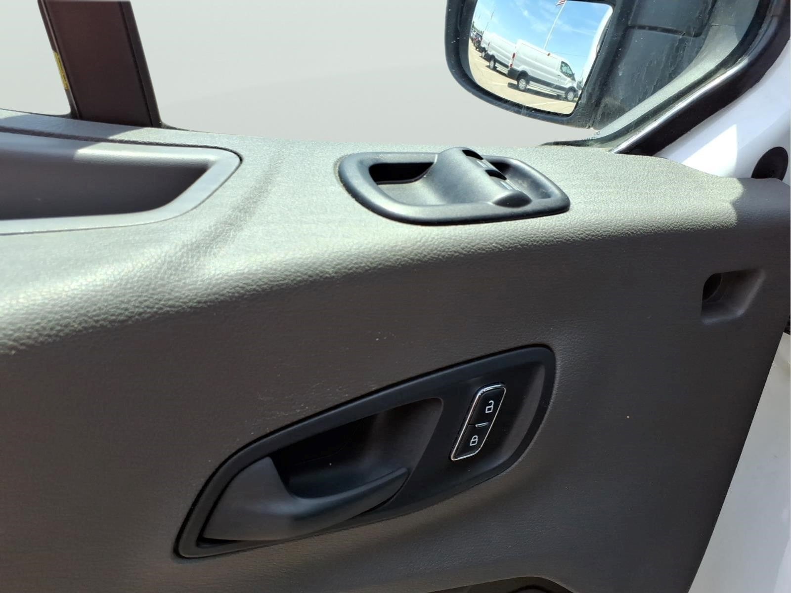 2025 Ford Transit Base