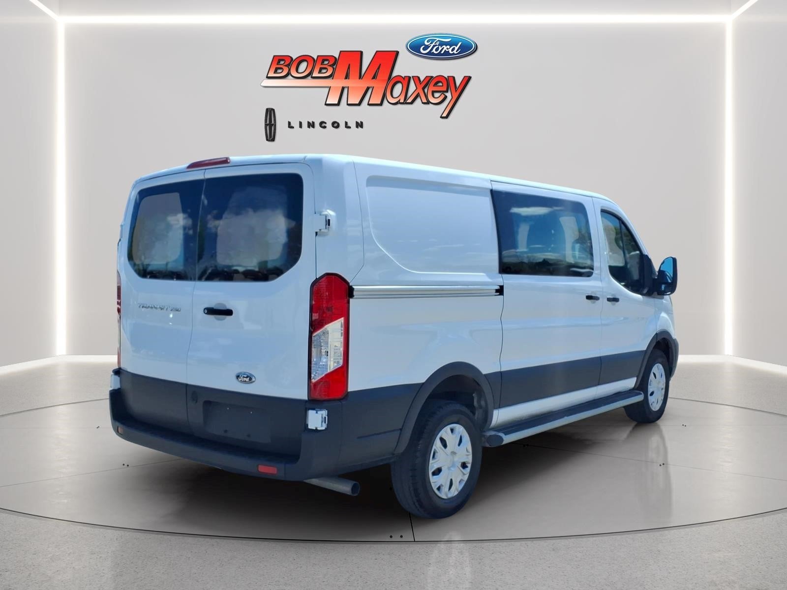 2024 Ford Transit Base