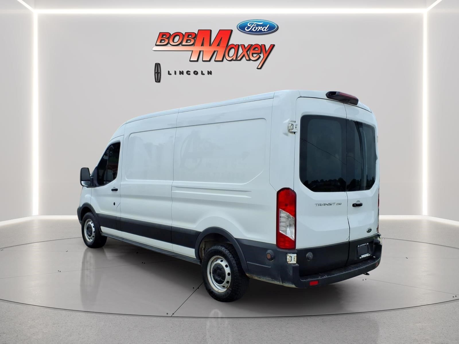 2019 Ford Transit Base