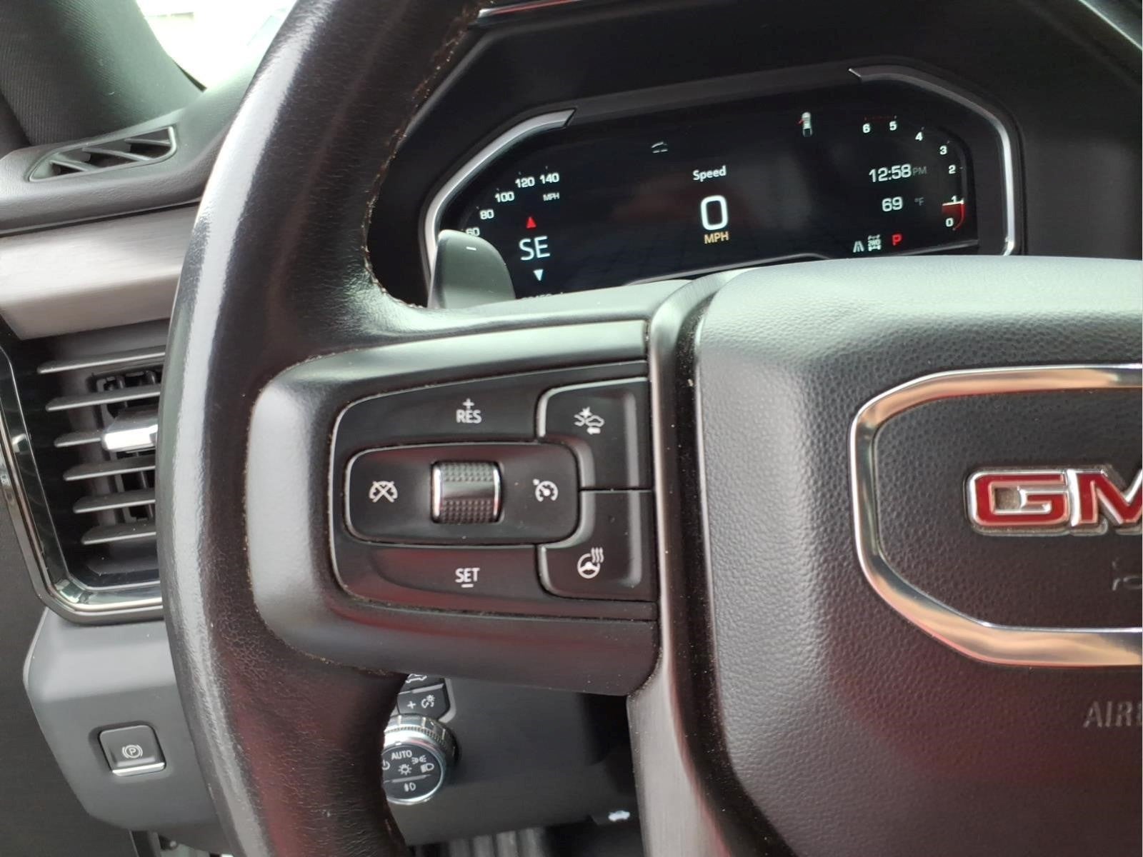 2022 GMC Sierra 1500 AT4