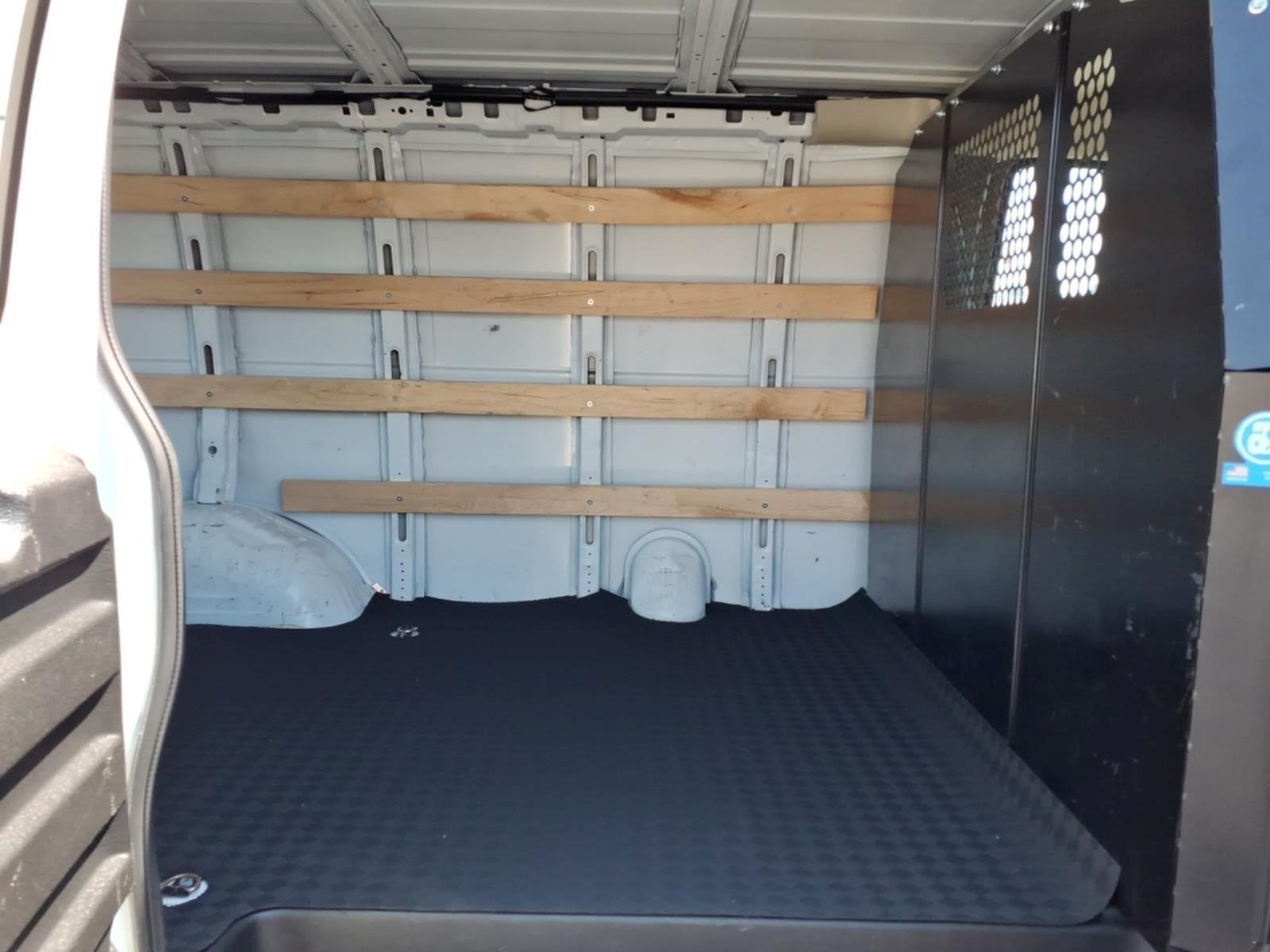 2024 GMC Savana Work Van