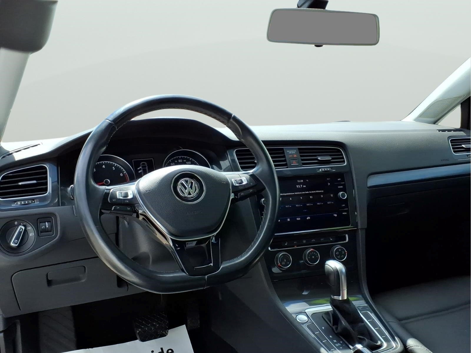 2018 Volkswagen Golf SportWagen SE