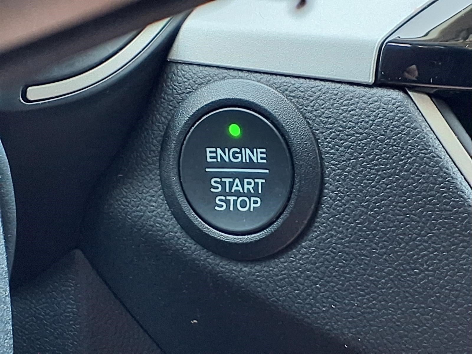 2022 Ford Escape Hybrid SE