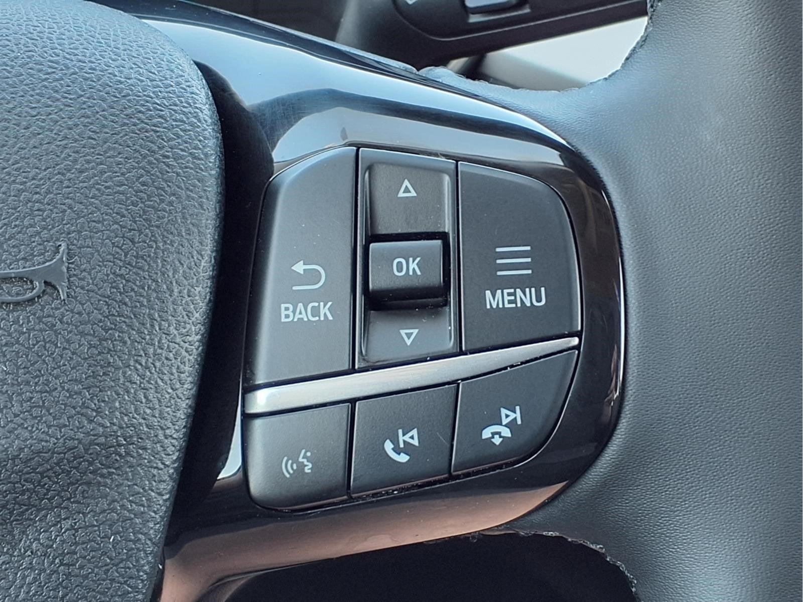 2022 Ford Escape Hybrid SE