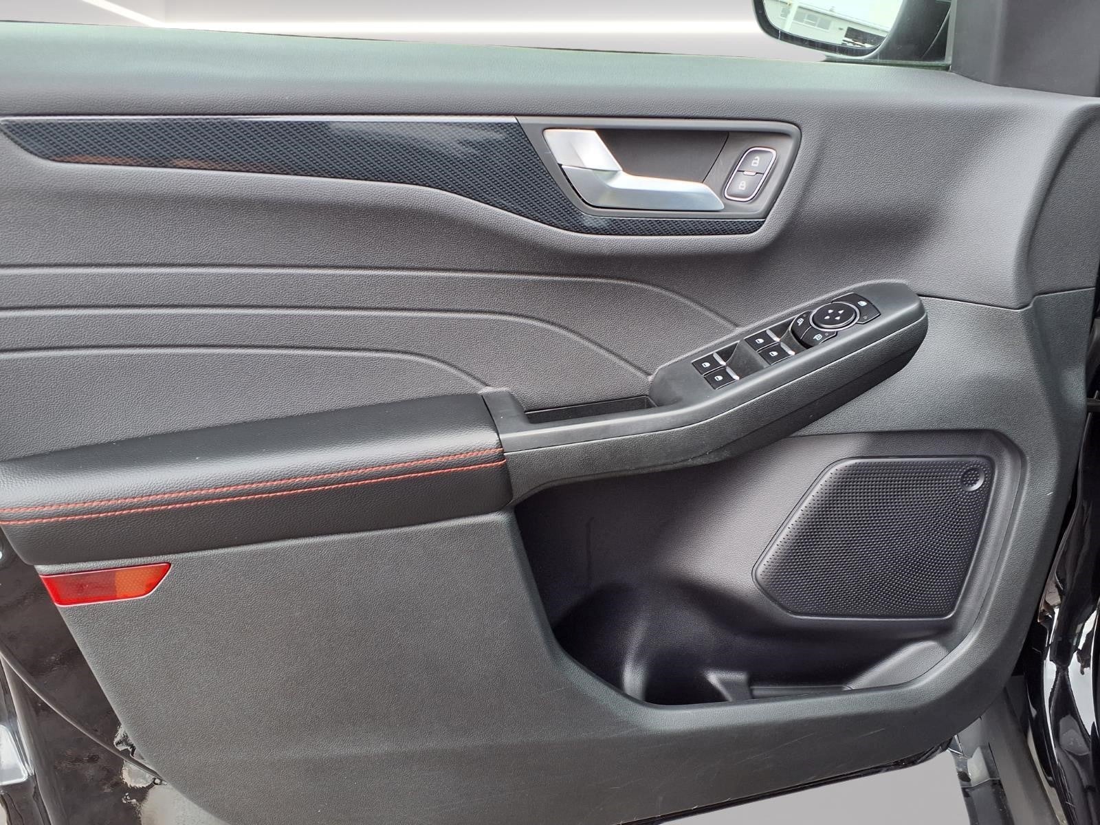 2023 Ford Escape Hybrid ST-Line Select