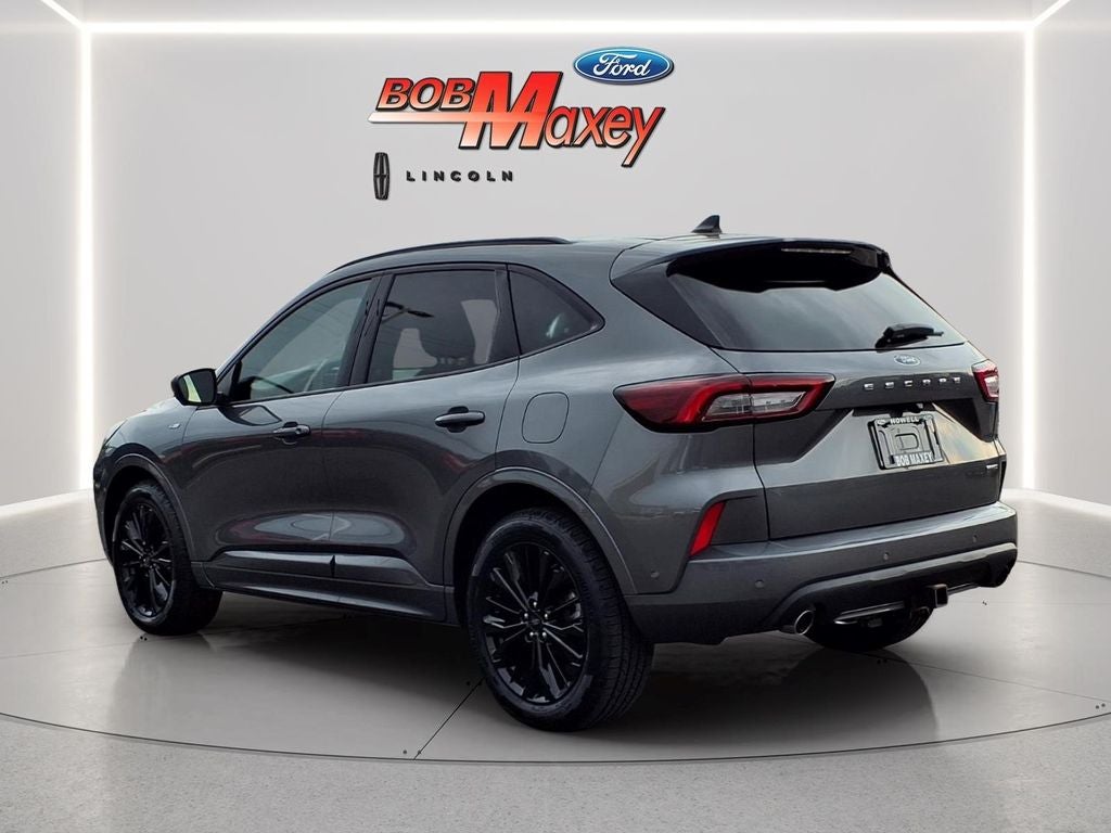 2023 Ford Escape ST-Line Elite