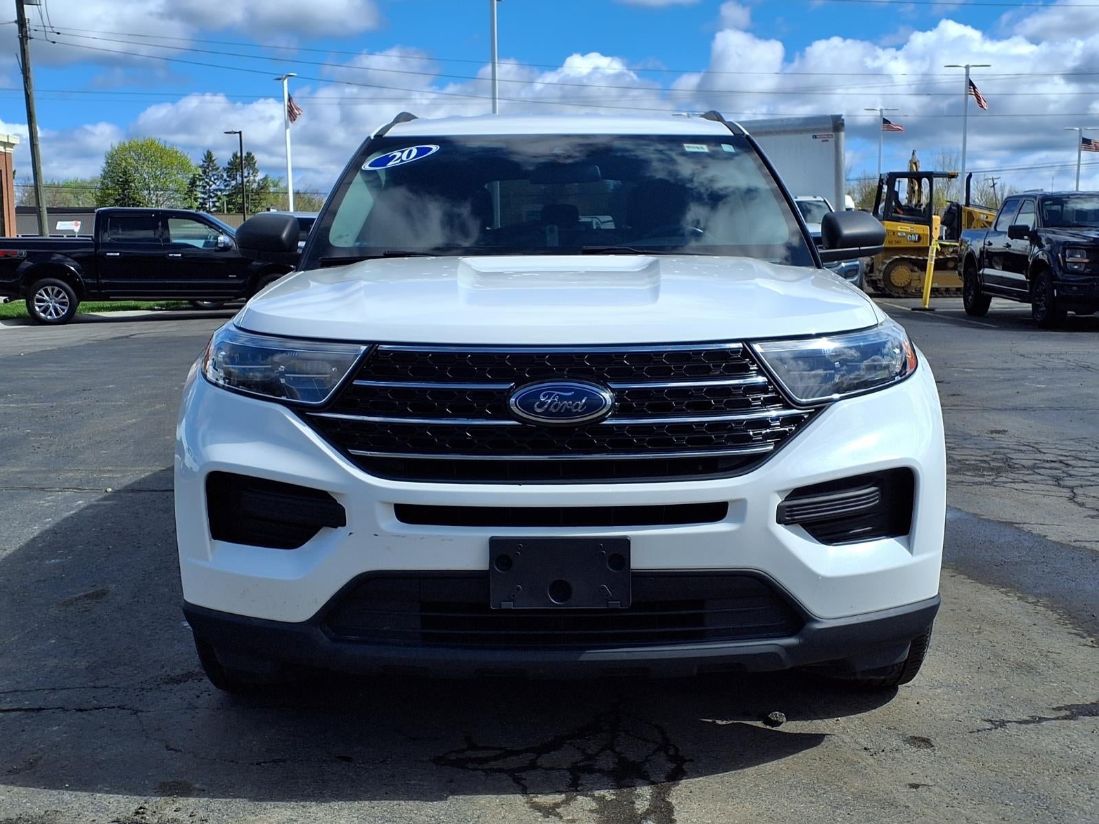 Used 2020 Ford Explorer XLT with VIN 1FMSK8DH6LGC72156 for sale in Howell, MI