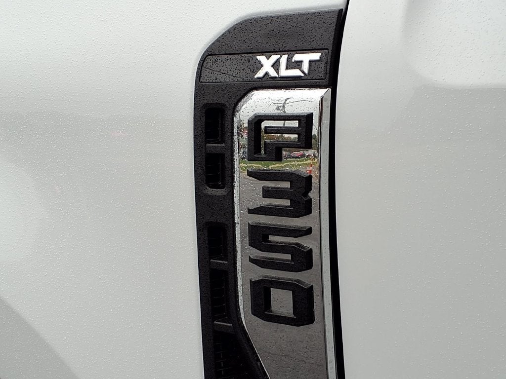 2025 Ford F-350SD XLT DRW