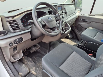 2025 Ford Transit 250
