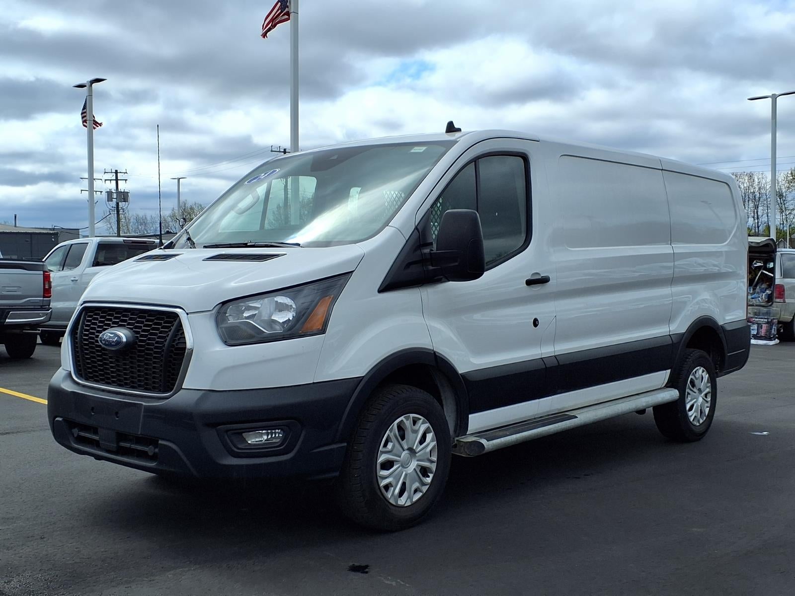 2024 Ford Transit Base