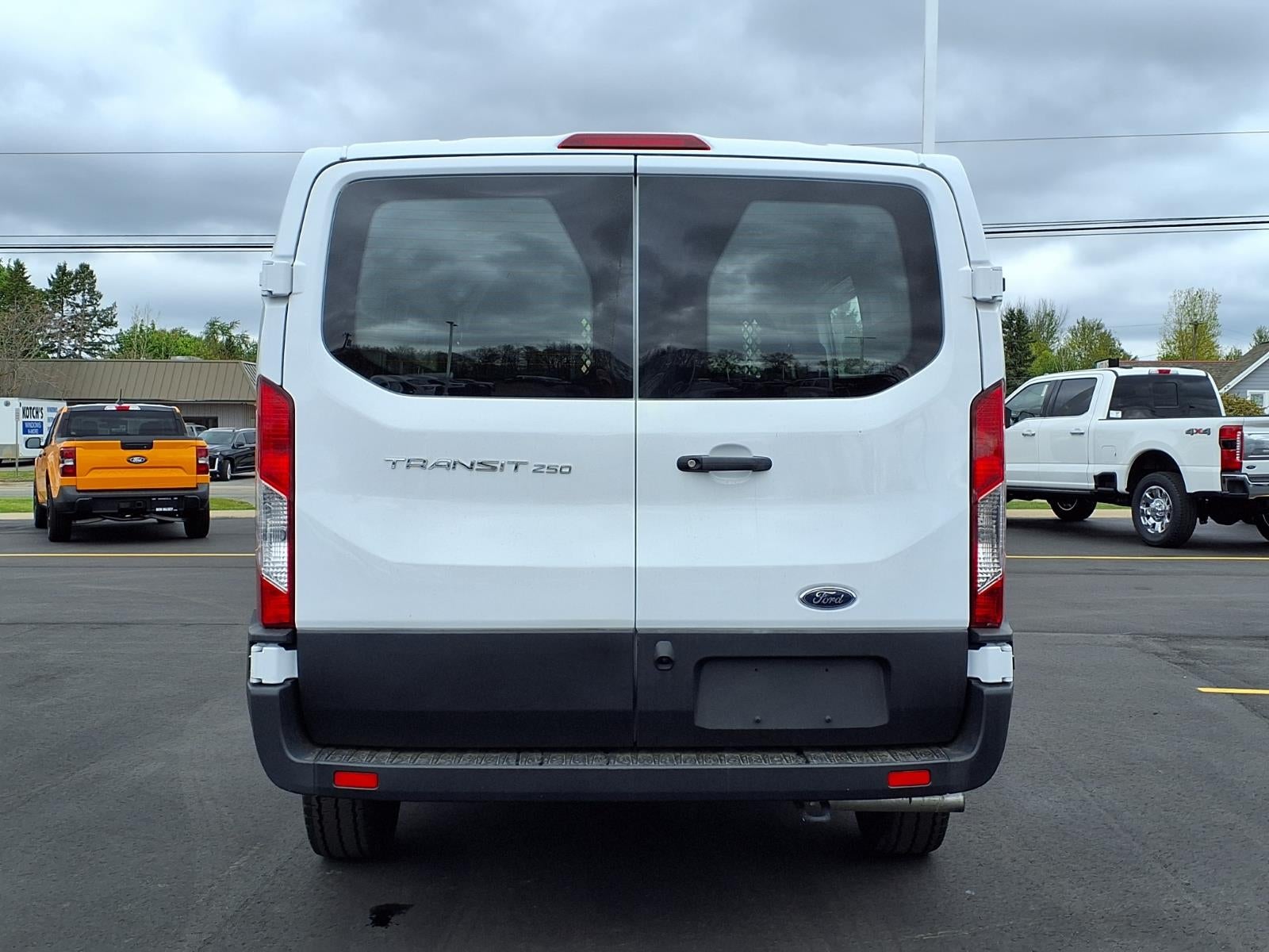 2024 Ford Transit 250