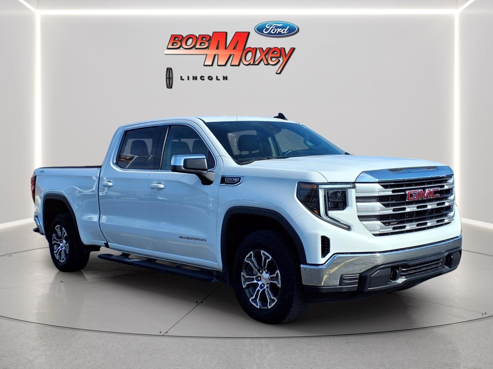 2025 GMC Sierra 1500 SLE