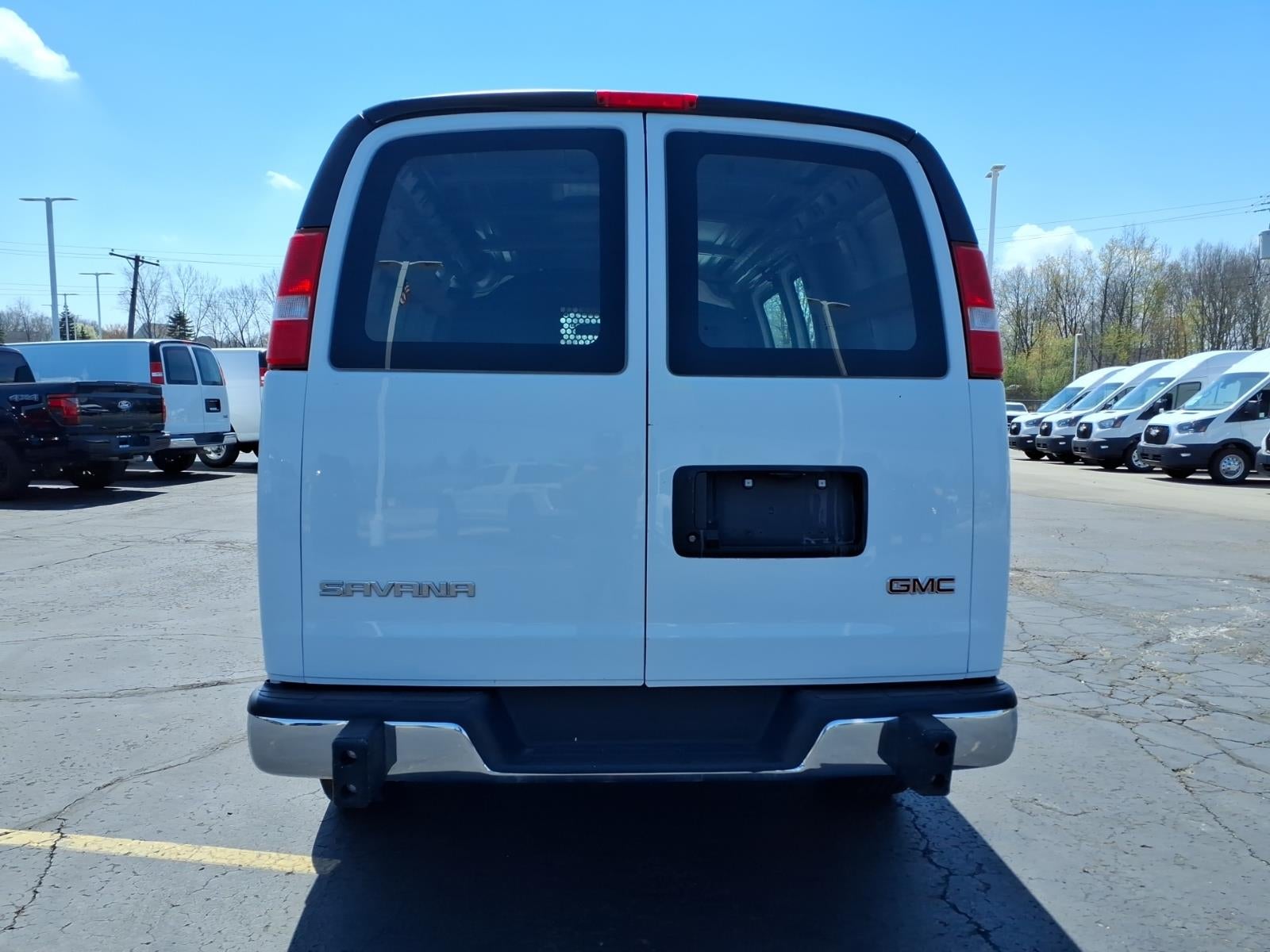 2024 GMC Savana 2500