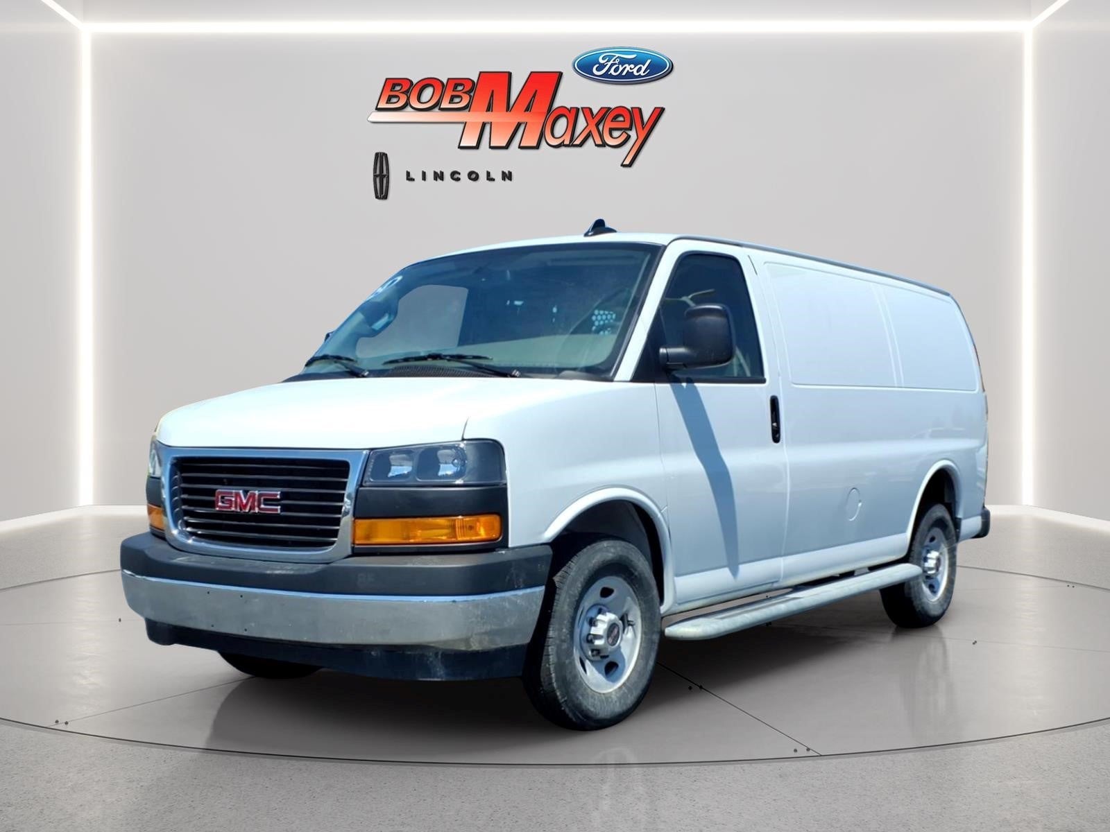 2024 GMC Savana 2500