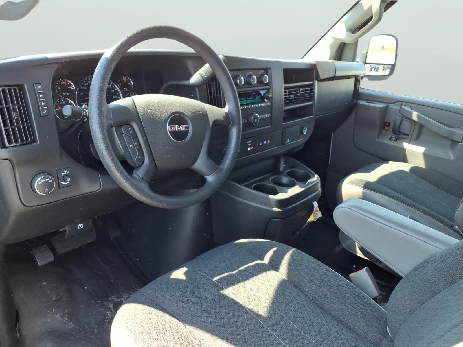 2024 GMC Savana 2500