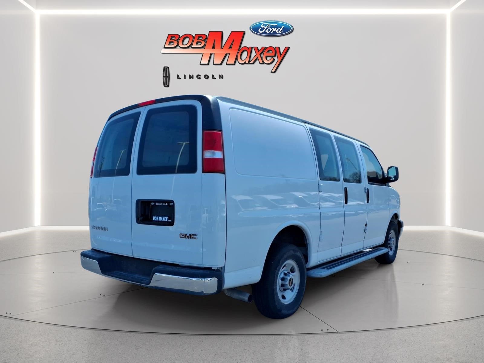 2024 GMC Savana 2500
