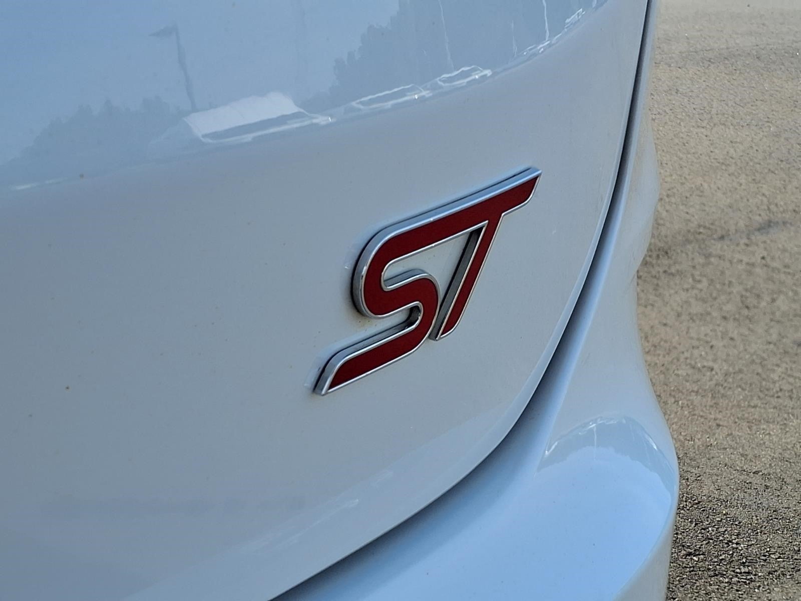 2020 Ford Edge ST