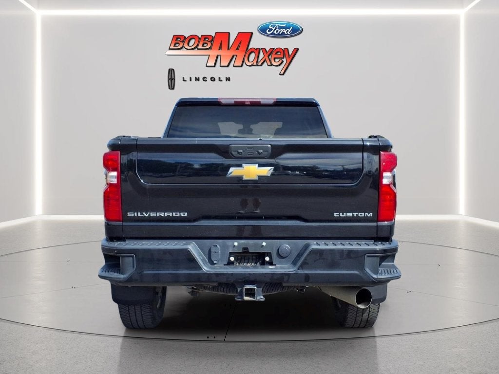 2022 Chevrolet Silverado 2500HD Custom